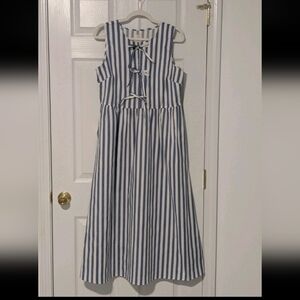 Joie Blue & White Striped Small Tie Front Maxi Dress Pockets Stretch Sleeveless